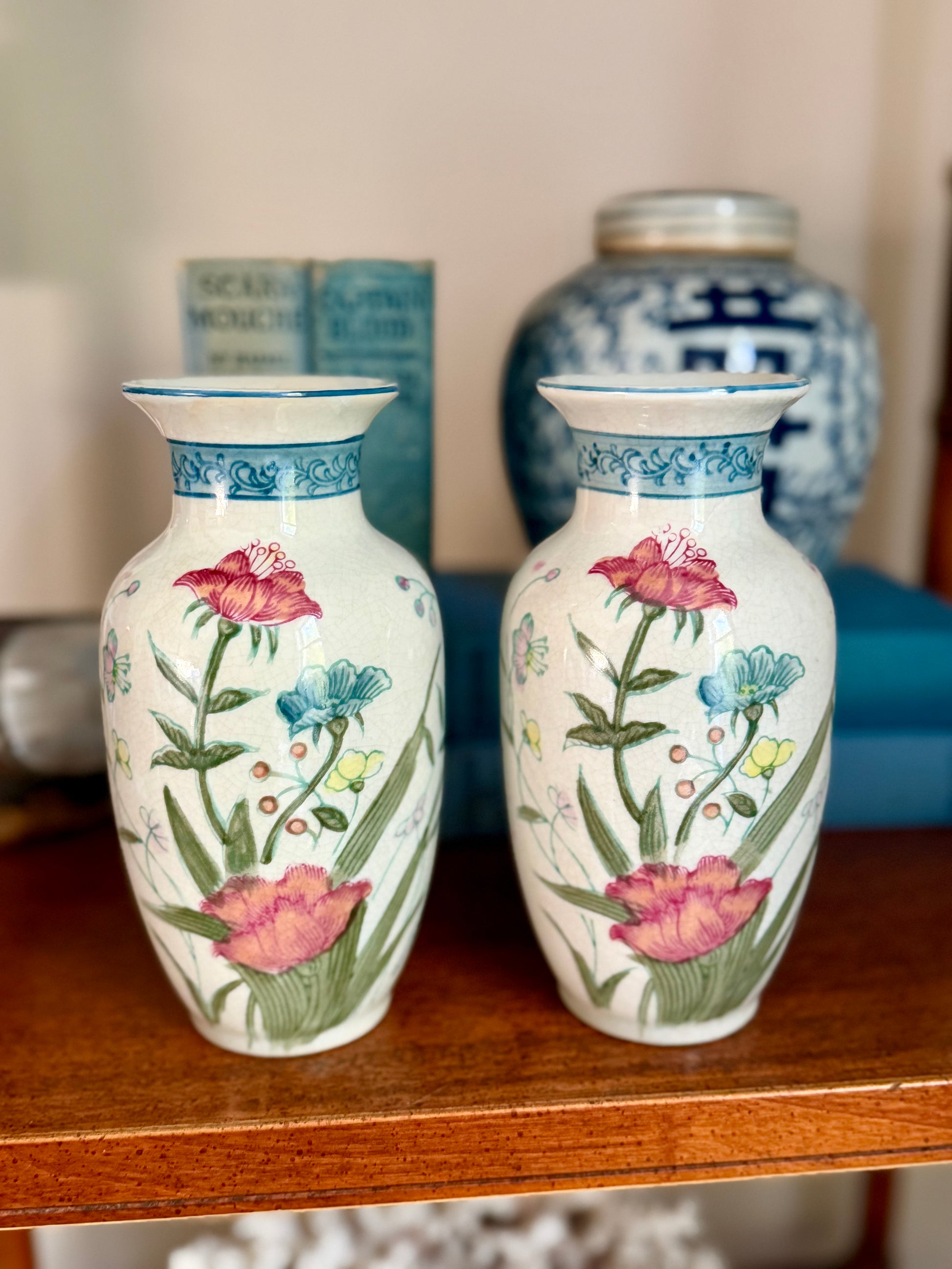 Pair of Andrea by Sadek Vases