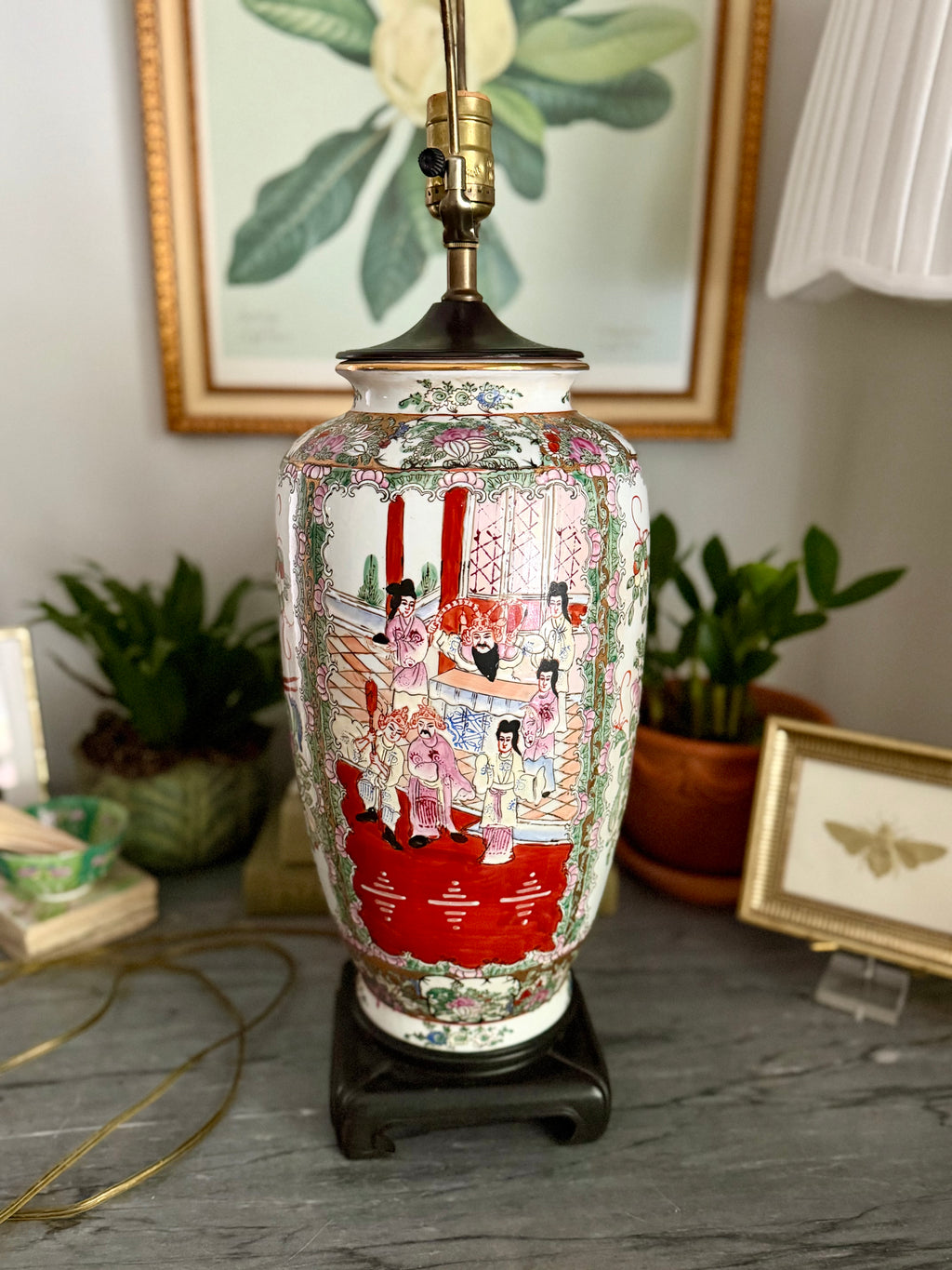 Rose Medallion Lamp