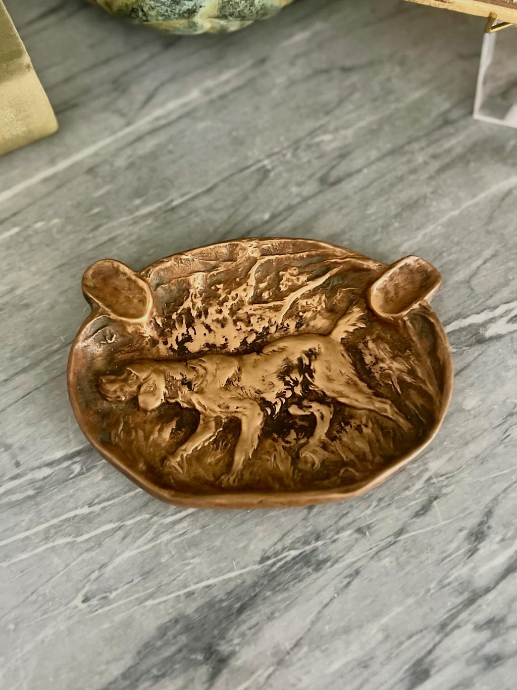 Jennings Brothers Hunting Dog Ashtray