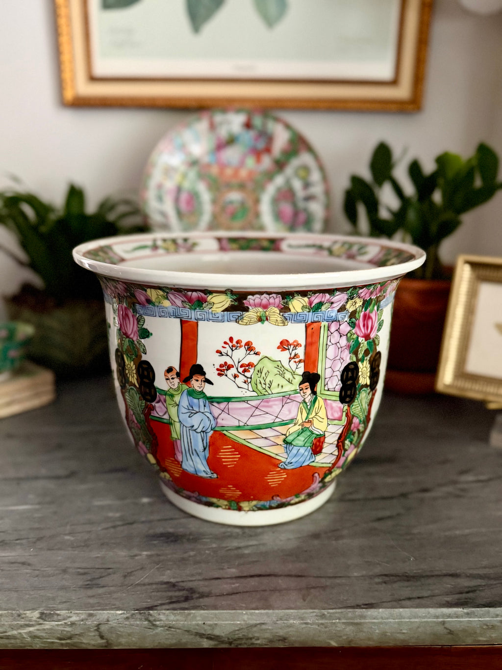 Rose Medallion Planter