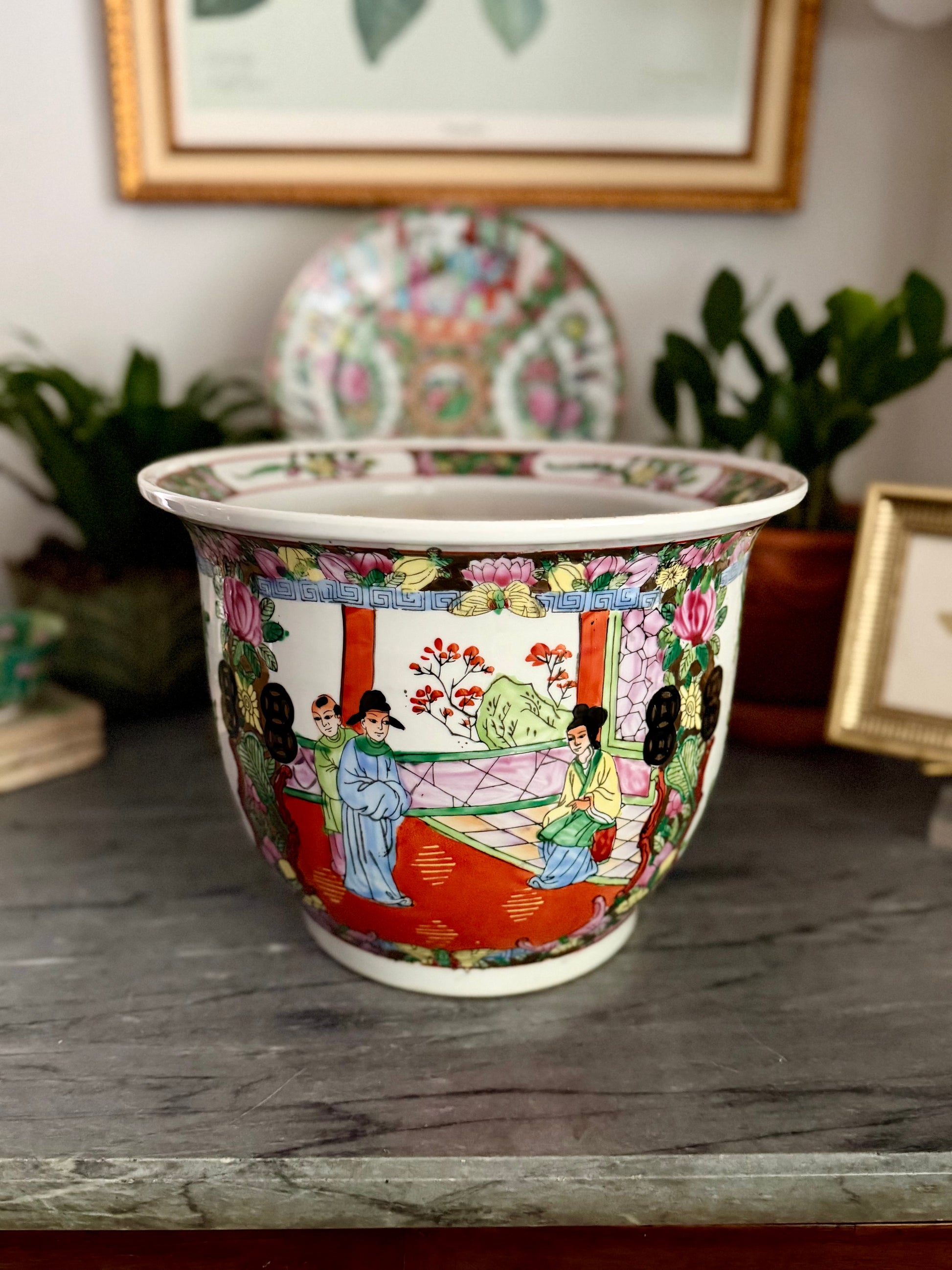 Rose Medallion Planter