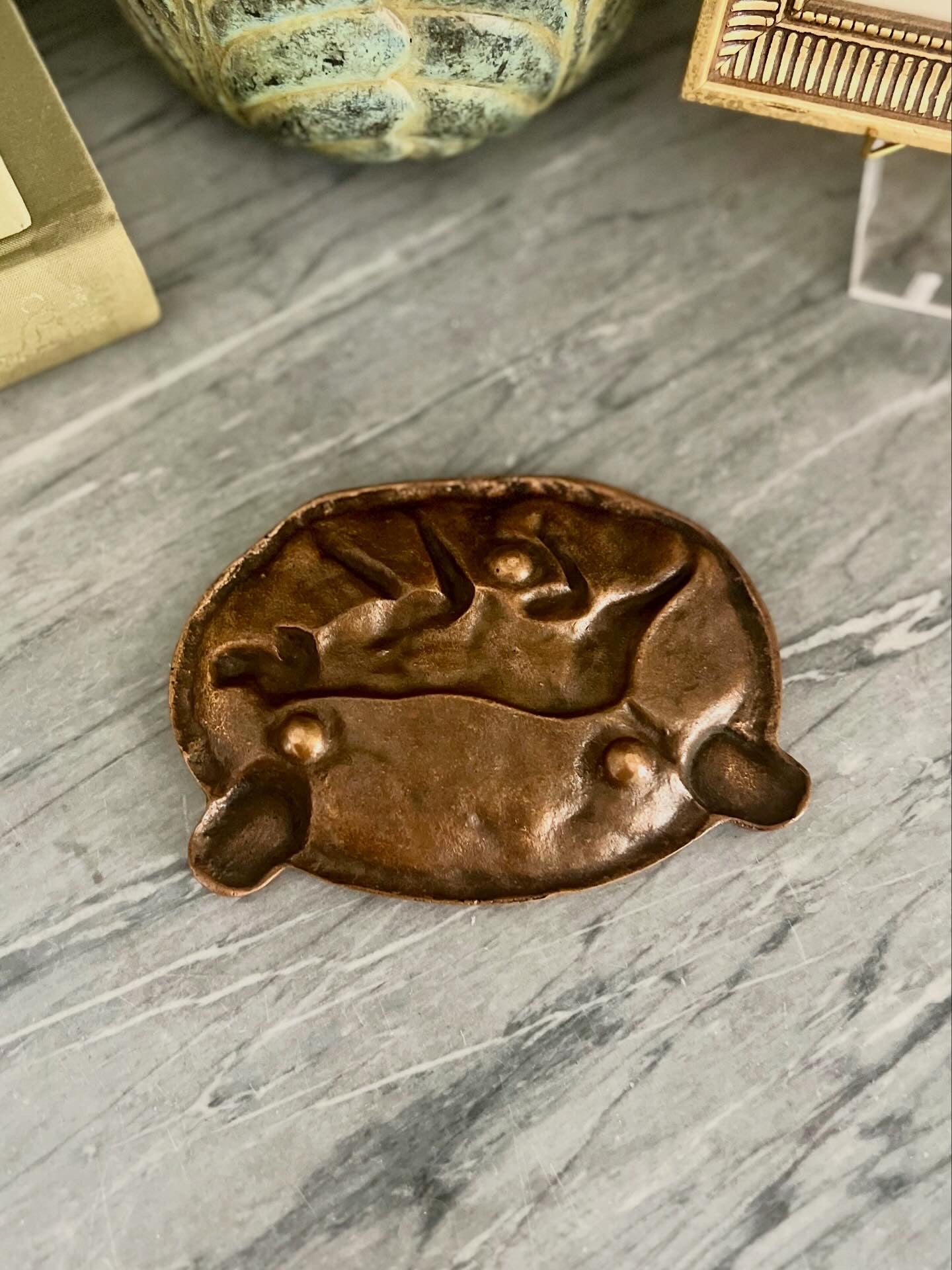Jennings Brothers Hunting Dog Ashtray