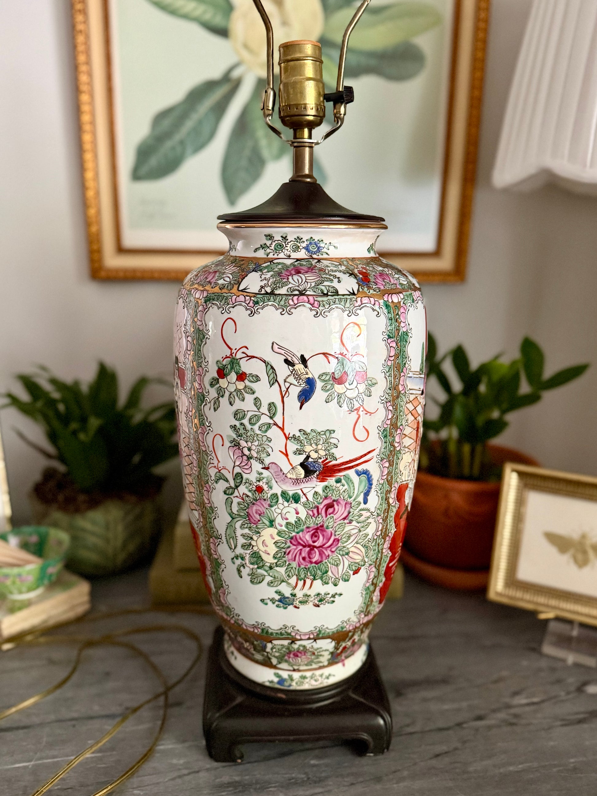Rose Medallion Lamp