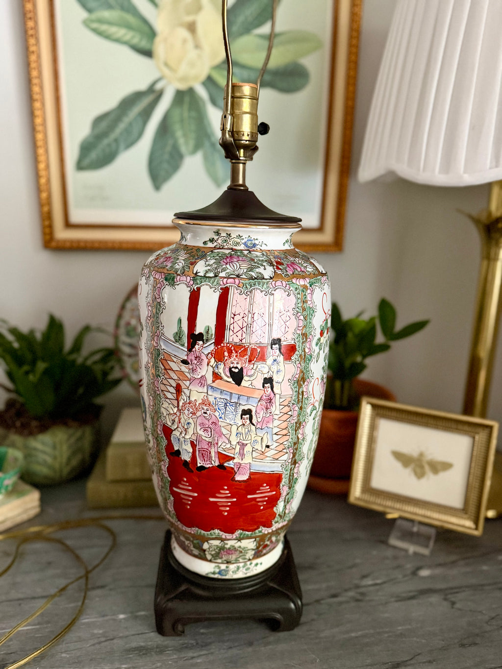 Rose Medallion Lamp