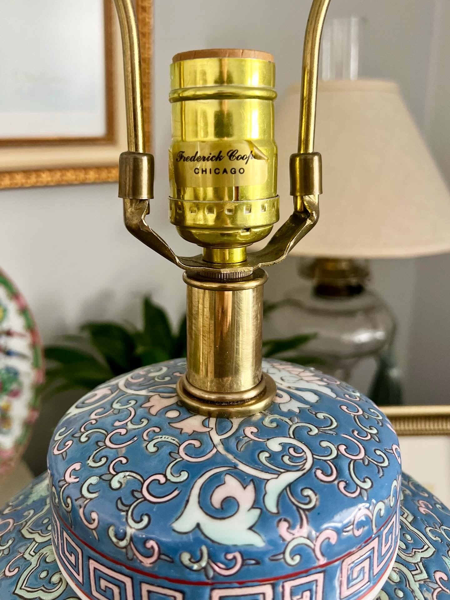 Frederick Cooper Chinoiserie Tea Caddy Lamp