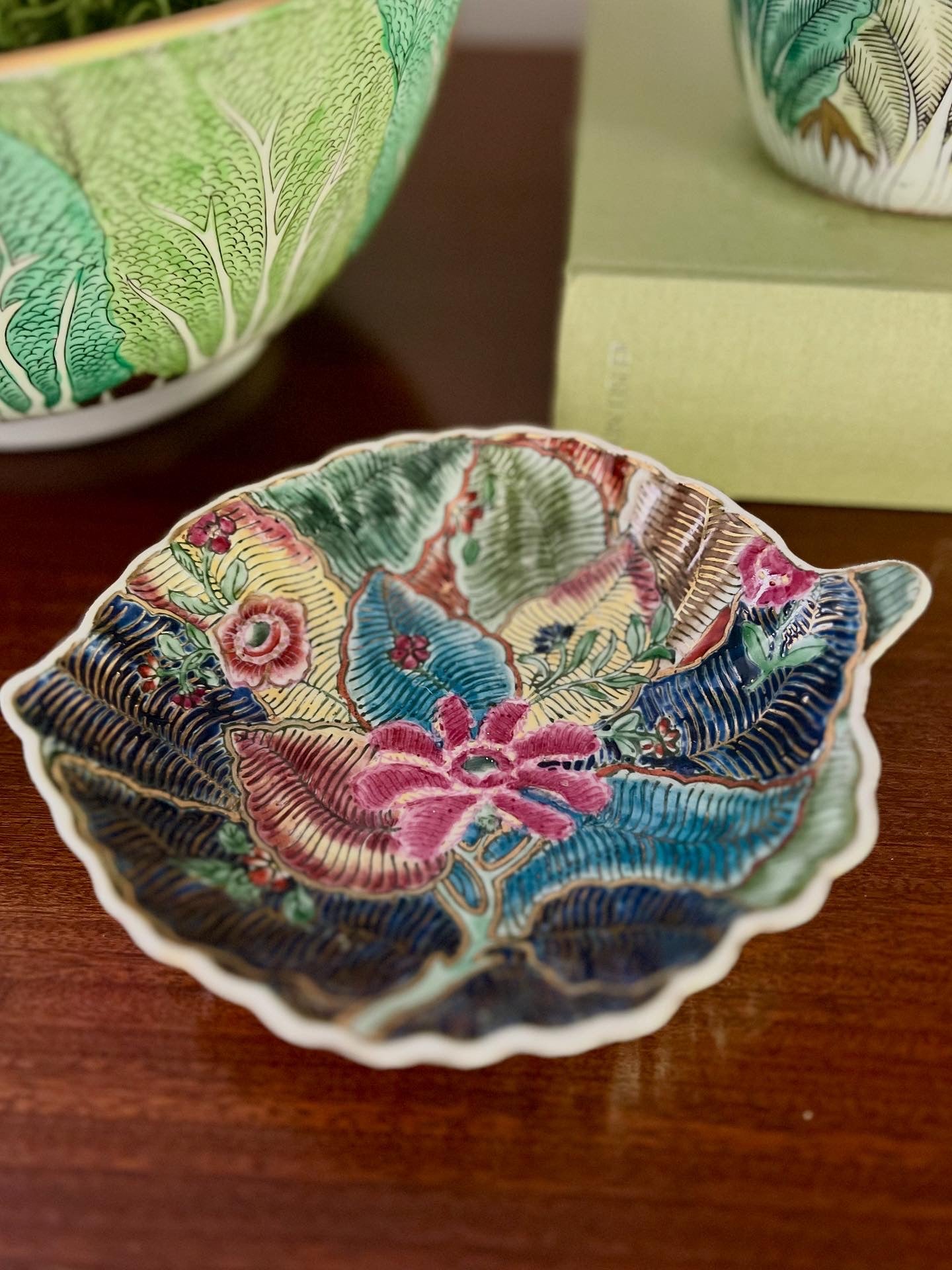 Winterthur Tobacco Leaf Dish