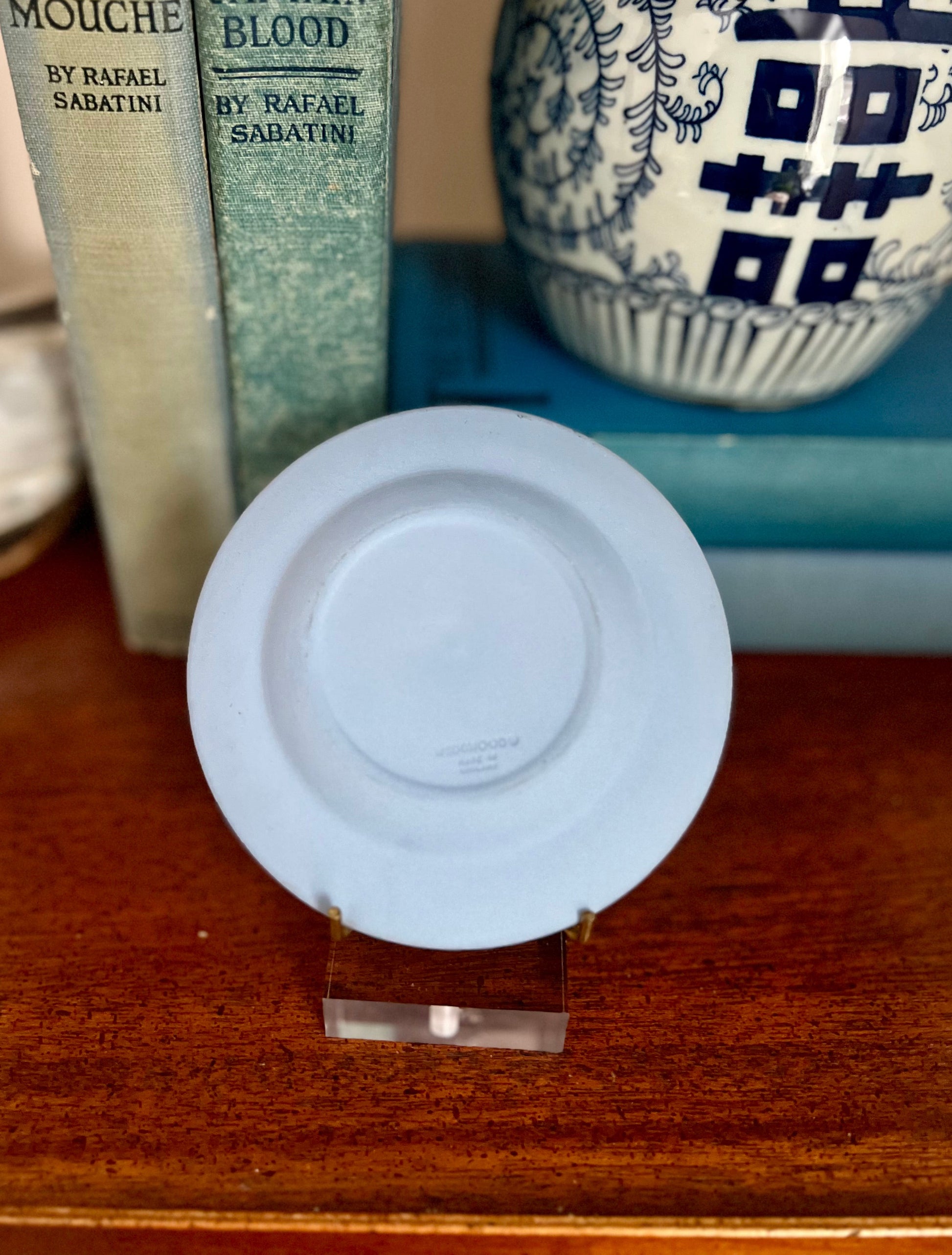 Wedgwood Pisces Zodiac Dish