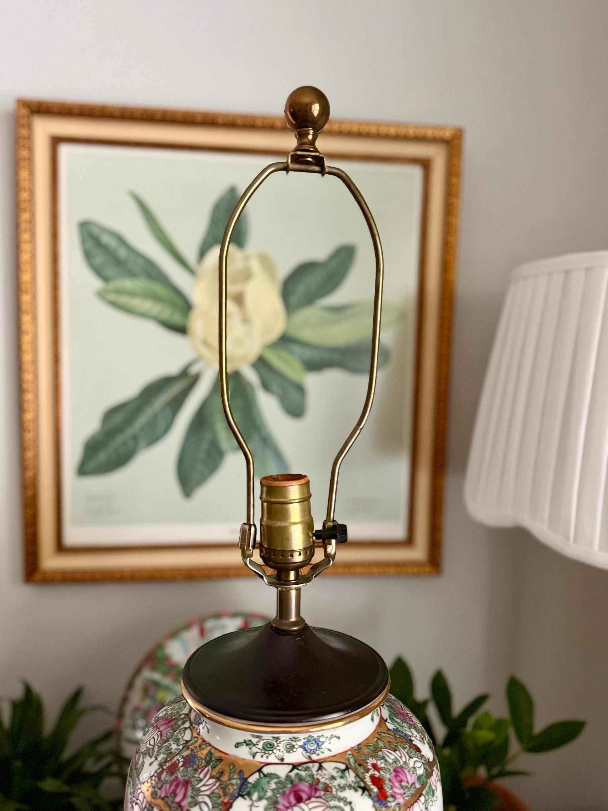 Rose Medallion Lamp