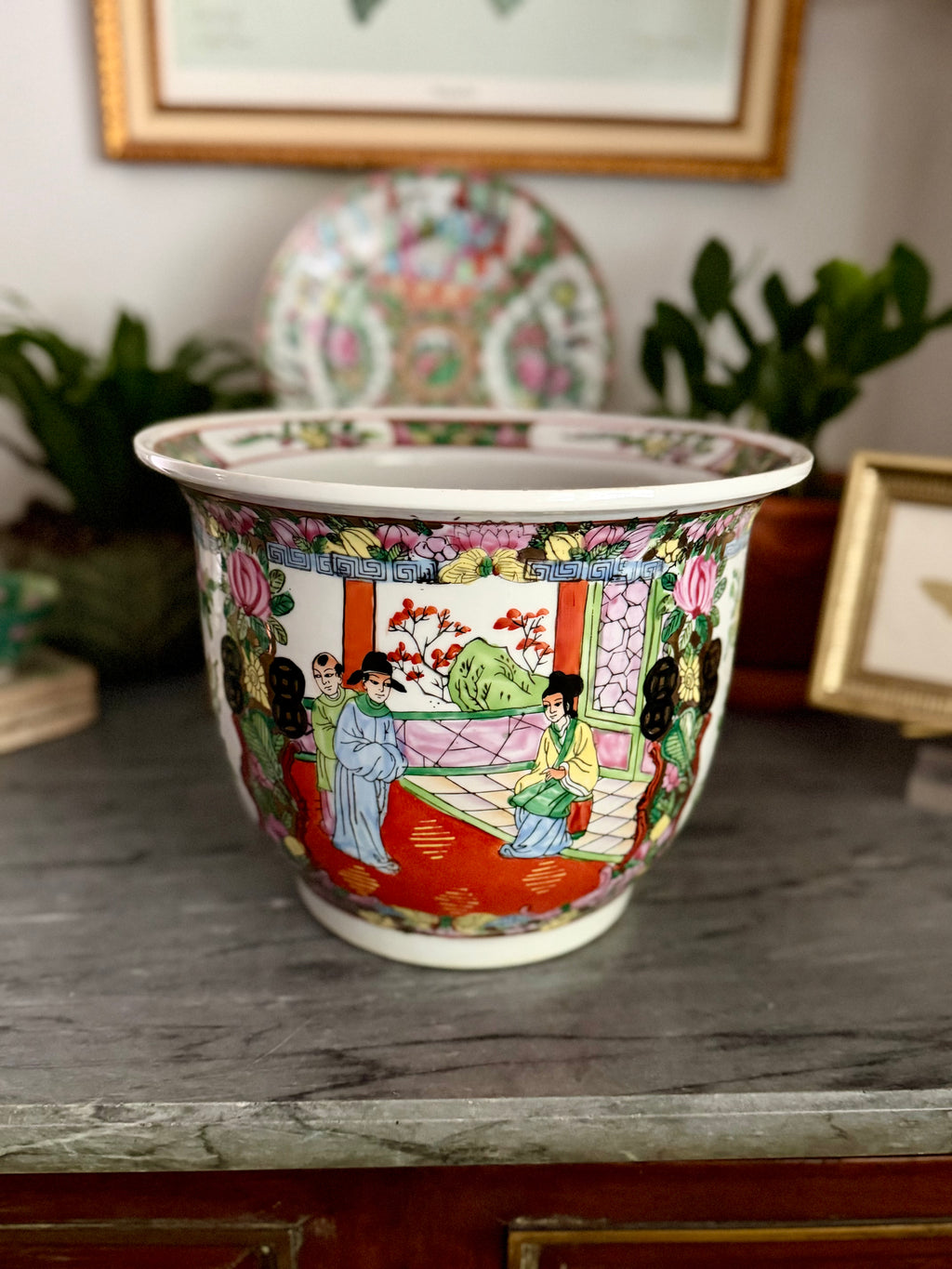 Rose Medallion Planter