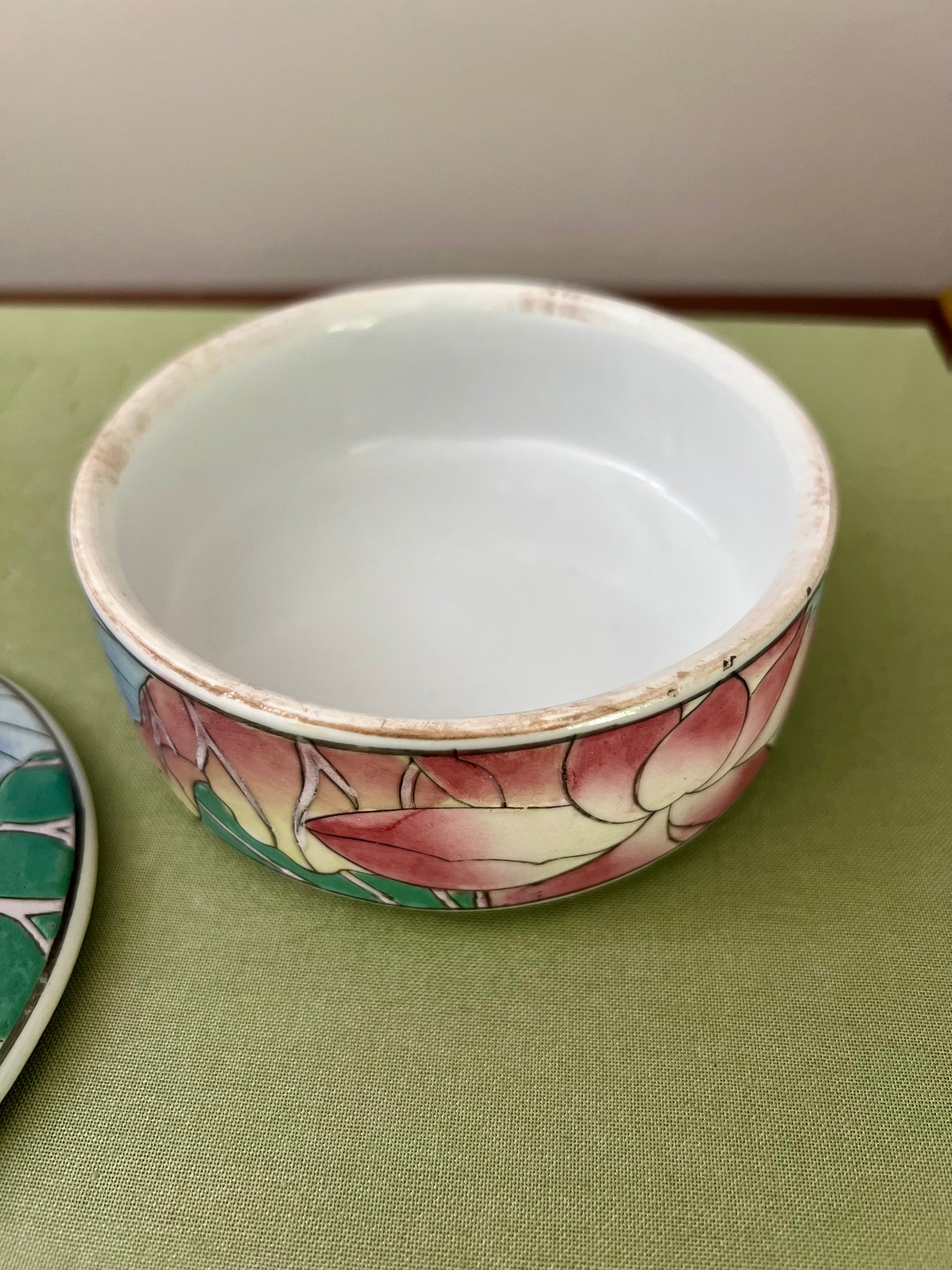 Lidded Chinoiserie Box